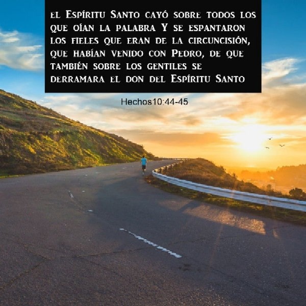 Hechos 10:44-45